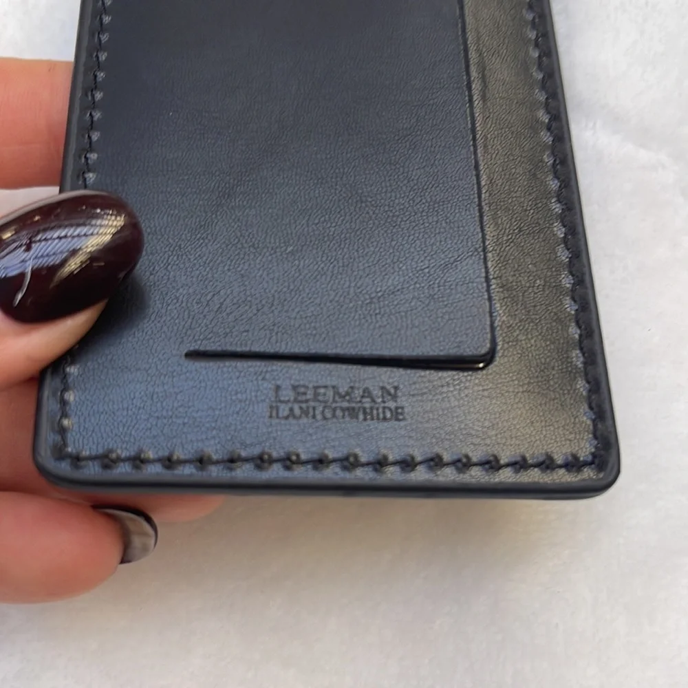 NWT Leeman Purdue Leather black bag/luggage tag